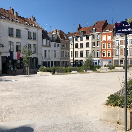 Little Plaza Appart'Hotel Лил Екстериор снимка