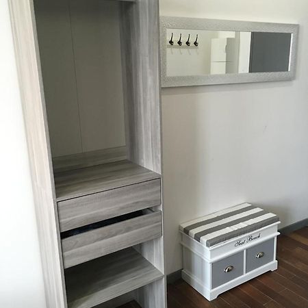 Little Plaza Appart'Hotel Лил Екстериор снимка