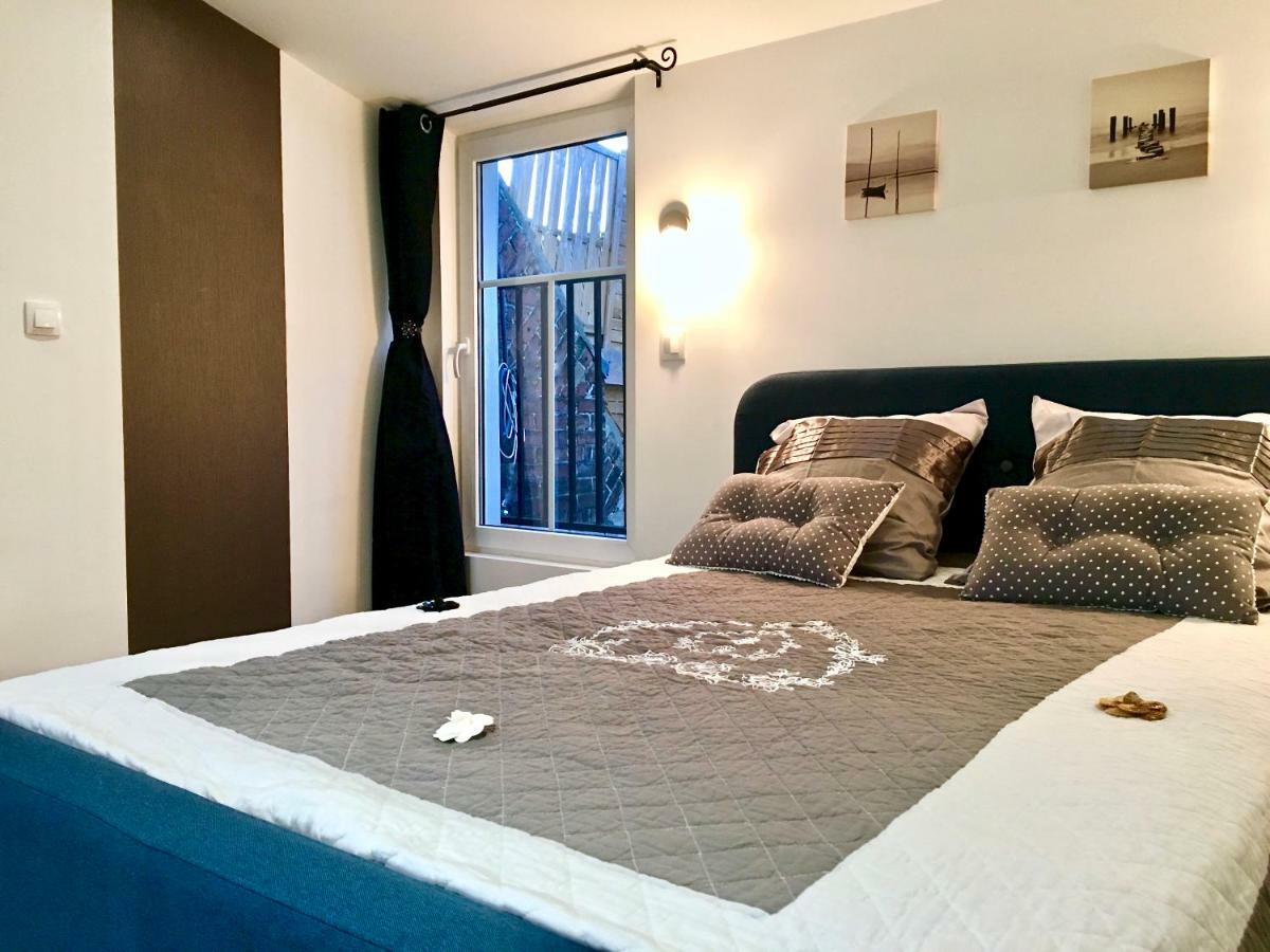 Little Plaza Appart'Hotel Лил Екстериор снимка