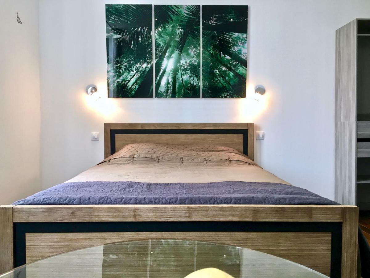 Little Plaza Appart'Hotel Лил Екстериор снимка