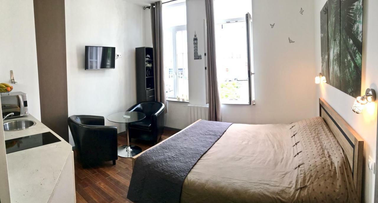Little Plaza Appart'Hotel Лил Екстериор снимка