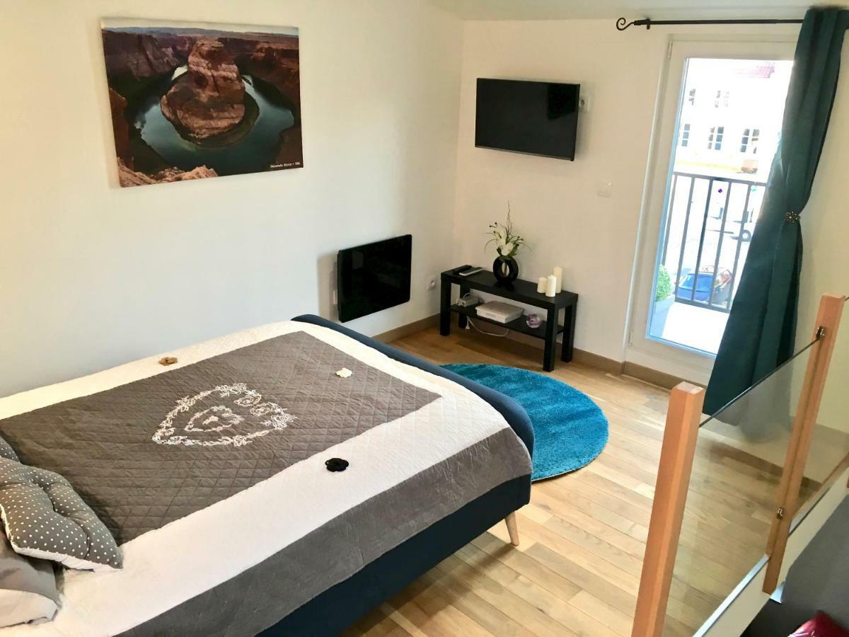 Little Plaza Appart'Hotel Лил Екстериор снимка